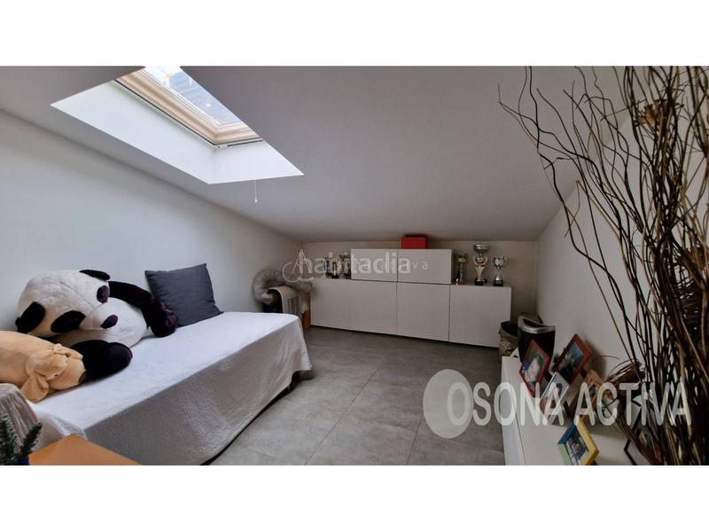 Foto c2a413fc-815d-4f6b-bb63-98bfa07dc02c. Dúplex duplex en venta en Centelles