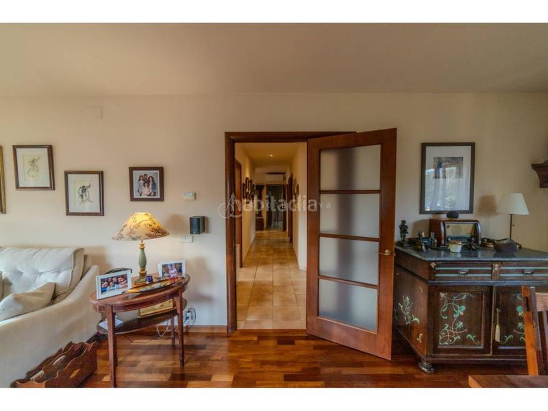 Foto 42064cbc-d48b-41f1-be61-922df402563e. Casa  en venta en Seva