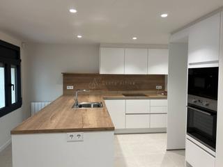 Location Appartement  Hospital. Piso en alquiler en centelles