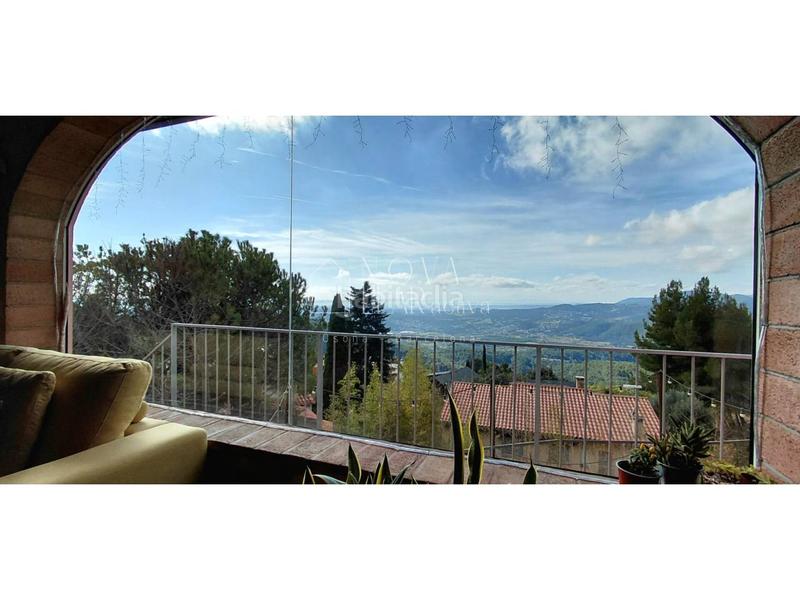 Foto 36c212a6-ad66-478c-8256-36a1f4a5862d. Chalet mit heizung parking in Ametlla del Vallès (L´)