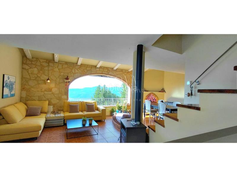 Foto 91ffeaf7-8aec-4198-8b9a-a8a0fc0d5022. Chalet mit heizung parking in Ametlla del Vallès (L´)