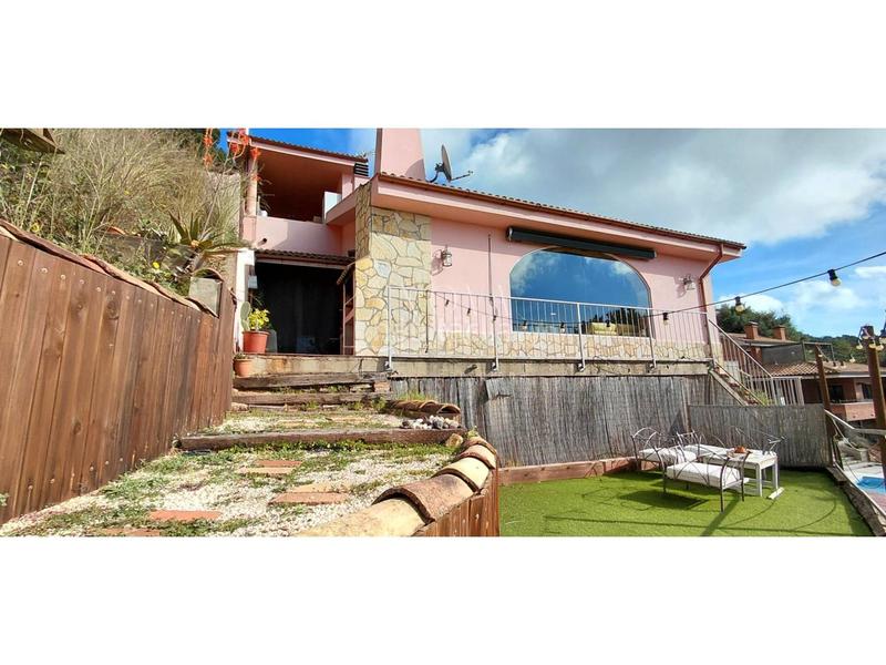 Foto 96622cb4-e914-476b-8eb6-15a5e358d0d3. Chalet mit heizung parking in Ametlla del Vallès (L´)