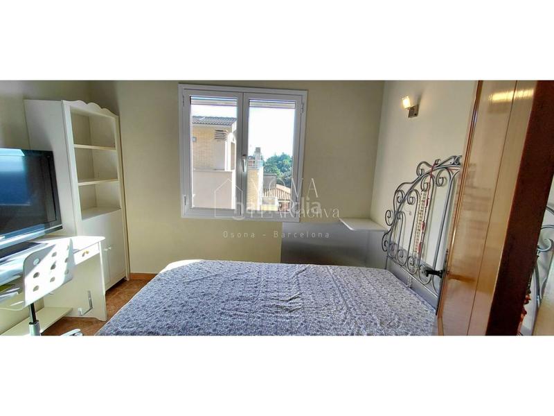 Foto e16b72a5-90b9-4cd3-b18f-7b5ad4261d8f. Chalet mit heizung parking in Ametlla del Vallès (L´)