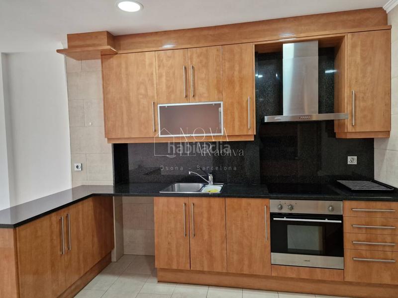 Foto 1463ac09-433a-4fd3-a949-cb98641ebd91. Pis a Centelles