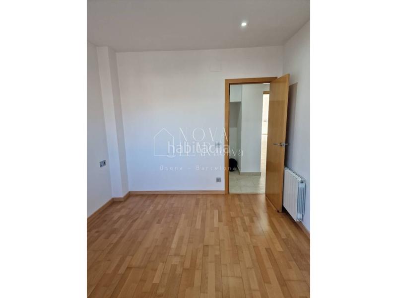 Foto 73b8c0e7-8612-4ef8-8b1f-f2397ee13cd3. Pis a Centelles