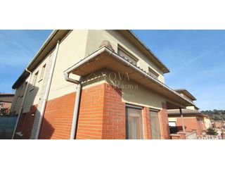 Casa a Centelles. Casa en centelles
