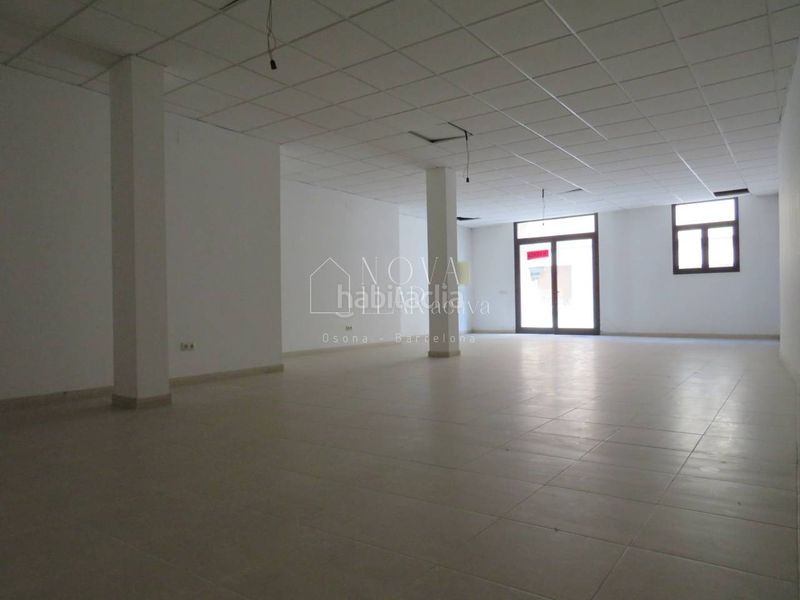 Foto 6c729c13-f977-4d63-8221-25fbea91cfa6. Alquiler local comercial local en venta en Centelles
