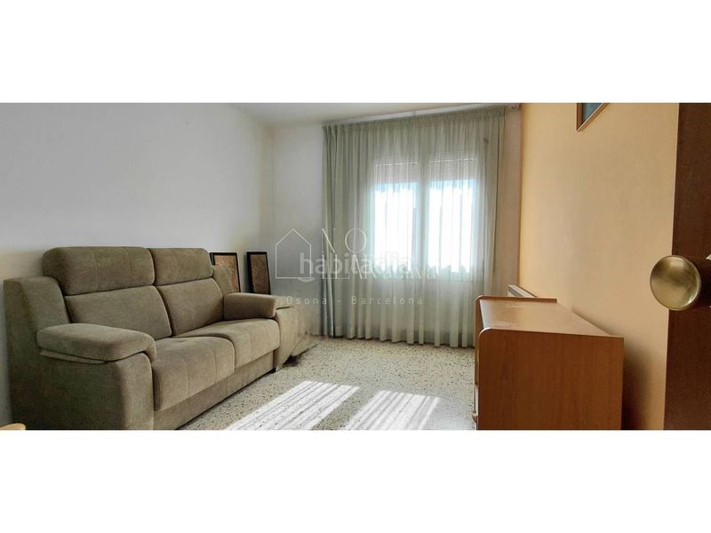 Foto 9d0d11dc-cd59-44c5-a7c7-9cd39ae51cee. Apartament amb calefacció a Centelles