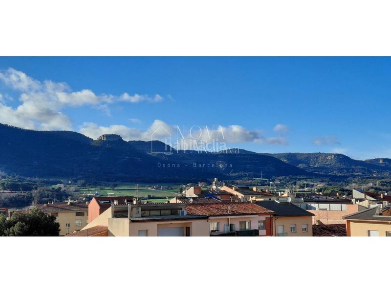 Foto f992d4a3-823d-42bc-98eb-4919064f00fd. Pis amb aparcament a Balenyà