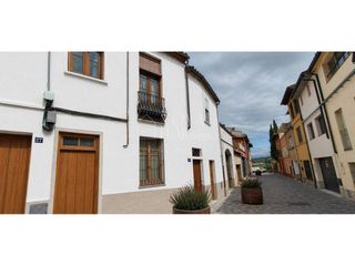 Maison jumelée  Calle fortuny. Casa en venta a reformar centelles