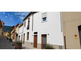Maison jumelée  Calle fortuny. Asa en venta a reformar centelles