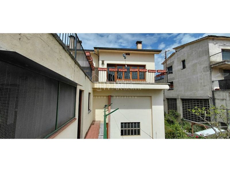 Foto 71871e74-588a-425f-bcce-84ec62173f15. Casa amb calefacció a Centelles
