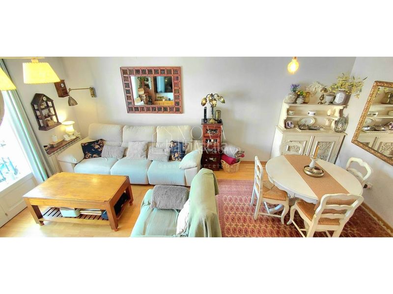 Foto be50eb47-060a-4564-aa85-14ce3dba1fd7. Casa adossada amb calefacció aparcament a Centelles