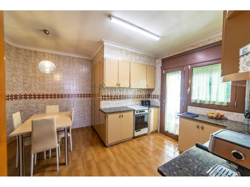Foto 083ffeb4-9bd2-4f33-9de5-d4b51be04127. Chalet casa en venta en Tona