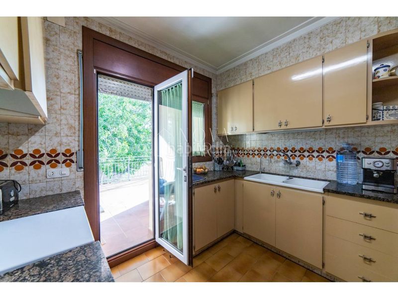 Foto 20b7b6db-eb79-4bb2-832e-61d0624d89e2. Chalet casa en venta en Tona