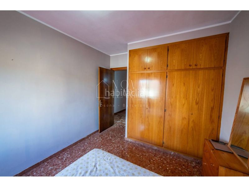 Foto 48041ca6-3f6c-4341-9948-faa4273cc21b. Chalet casa en venta en Tona