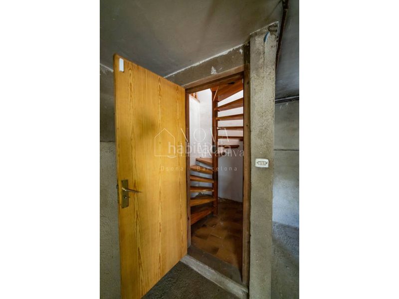 Foto ed2b4007-3b7d-4f6a-90cd-778b6aa7d393. Chalet casa en venta en Tona
