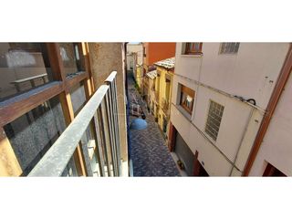 Casa in Centelles. Casa en venta