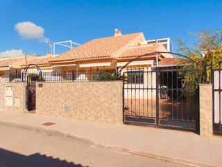 Casa aparellada  Calle veleta 31. Oportunidad!! planta baja pareada con buhardilla, playa de las h