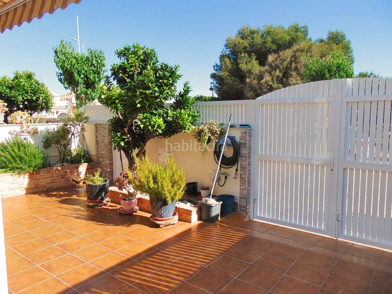 Foto 38b11b55-dbff-4414-b39b-2e5bf89fa51d. Casa aparellada amb calefacció aparcament a El Mojón Pilar de la Horadada