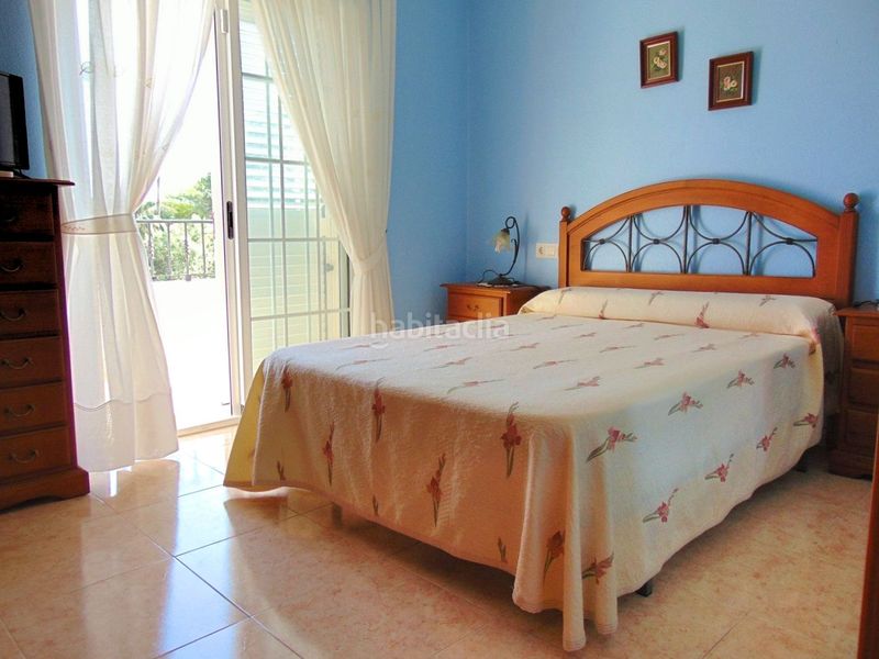 Foto f3f3d59e-d5d3-4d2d-9bf8-e9b09da120f3. Casa aparellada amb calefacció aparcament a El Mojón Pilar de la Horadada