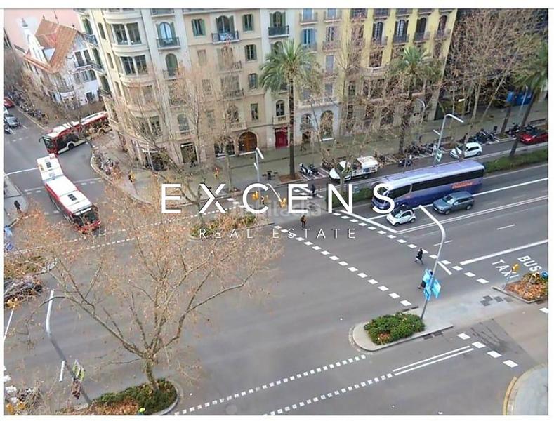 Foto 9920c29c-7466-4a9a-85f5-a49b22e3aad7. Alquiler oficina gran espacio amplio, alto y luminoso en diagonalfrancesc macià en Barcelona