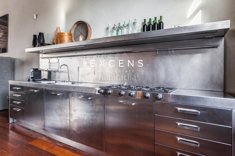 Foto 5e2e3a70-e36f-48ef-ac2f-d98e6d9efd7f. Àtic amb calefacció a St. Pere - Sta. Caterina - El Born Barcelona