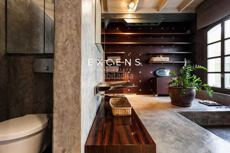 Foto 5eb696aa-e377-4ed5-b875-8c90f96840c3. Àtic amb calefacció a St. Pere - Sta. Caterina - El Born Barcelona