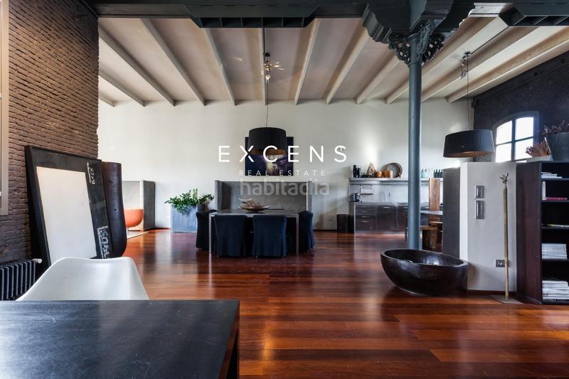 Foto ad218615-1d88-4adb-8dd2-fe7ca74183f9. Àtic amb calefacció a St. Pere - Sta. Caterina - El Born Barcelona