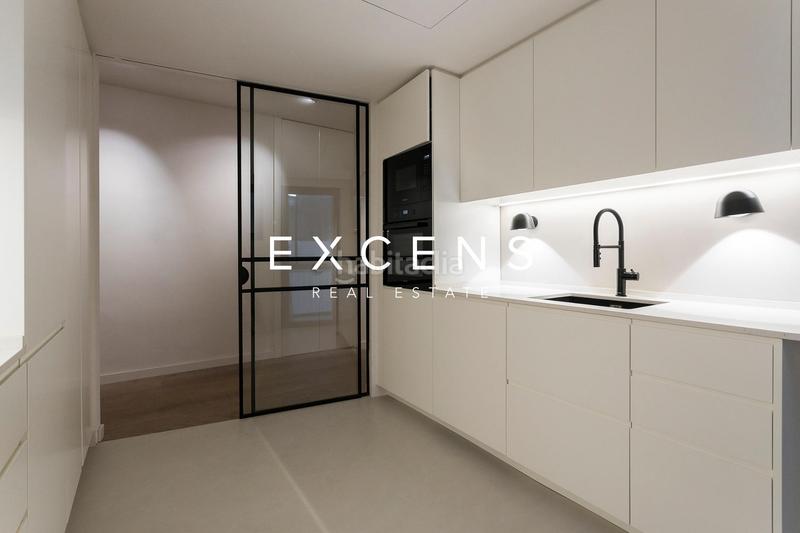 Foto b8ab4c66-2dd1-4b40-80f3-a13c8d5a16fe. Location appartement avec chauffage parking dans Sant Gervasi - Galvany Barcelona