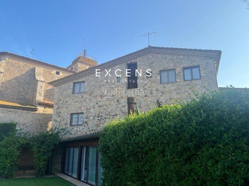 Foto 00e8986c-f34b-4685-9f50-3380af1d5cde. Casa exclusiva casa de pueblo con piscina y ascensor en el corazón del empordà en Torrent