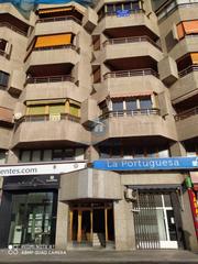 Aparcament cotxe a Casco Antiguo - Sta. Cruz - Ayuntamiento. Plaza de garaje a metros de postiguet