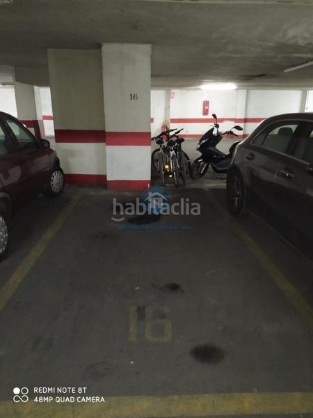 Foto d6556ad0-64d9-48d6-ab80-3b5671534444. Parking voiture dans Casco Antiguo - Sta. Cruz - Ayuntamiento Alicante