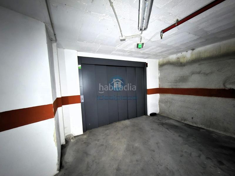 Foto d7836827-396a-4608-ad2b-f82ea4fa6c07. Parking voiture dans Carolinas Bajas Alicante