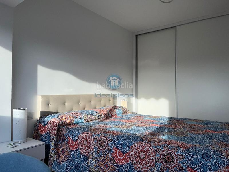 Foto 544b7575-b675-4a1a-861e-e7af027348c6. Piso  reformado junto al mercado de carolinas en Alicante