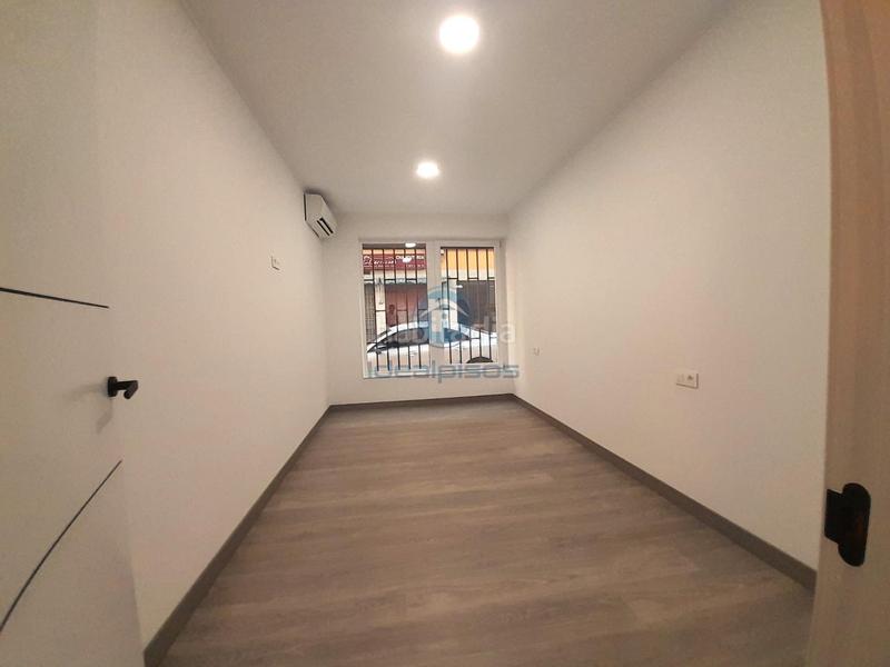 Foto b7757d10-7ba4-47a6-91dd-d2fdab2c542d. Planta baixa amb calefacció a Campoamor Alicante