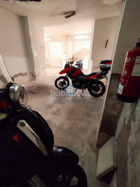 Foto 50be3e16-f3a2-4a81-8836-a12531c403f2. Local comercial a Campoamor Alicante