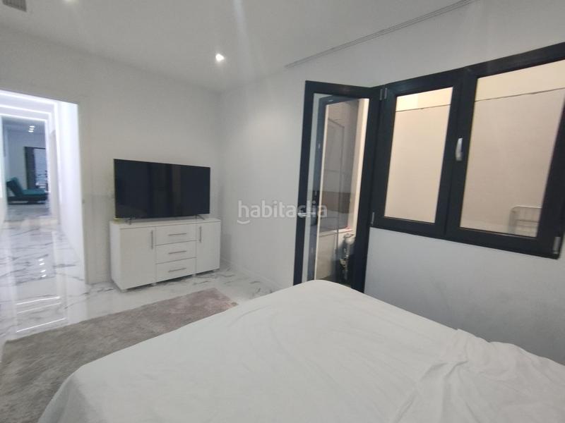 Foto 76b00e2b-478f-476d-9415-f500b88de5a4. Planta baja  con patio reformada en plà de bon repòs en Alicante