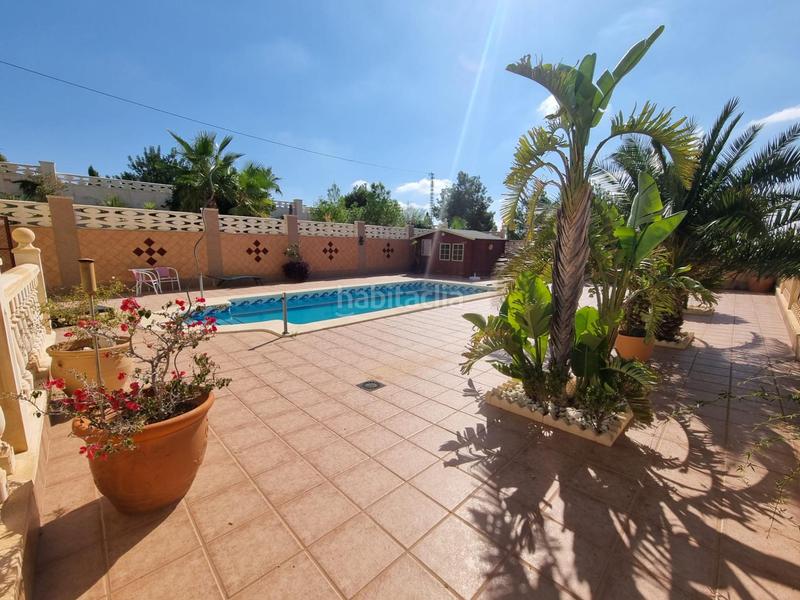 Foto 012afc32-4cd0-47c6-a570-b02970db75cc. Chalet avec piscine dans Moralet Alicante