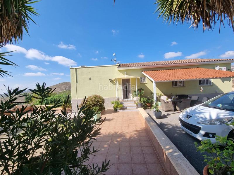 Foto 0f8bf9fe-29cb-48ea-a976-8690690c8867. Chalet avec piscine dans Moralet Alicante