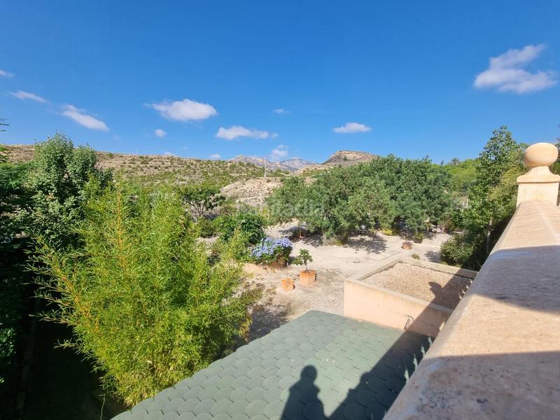 Foto 6df67d0c-b707-4b03-8675-b4d3547deb04. Chalet avec piscine dans Moralet Alicante