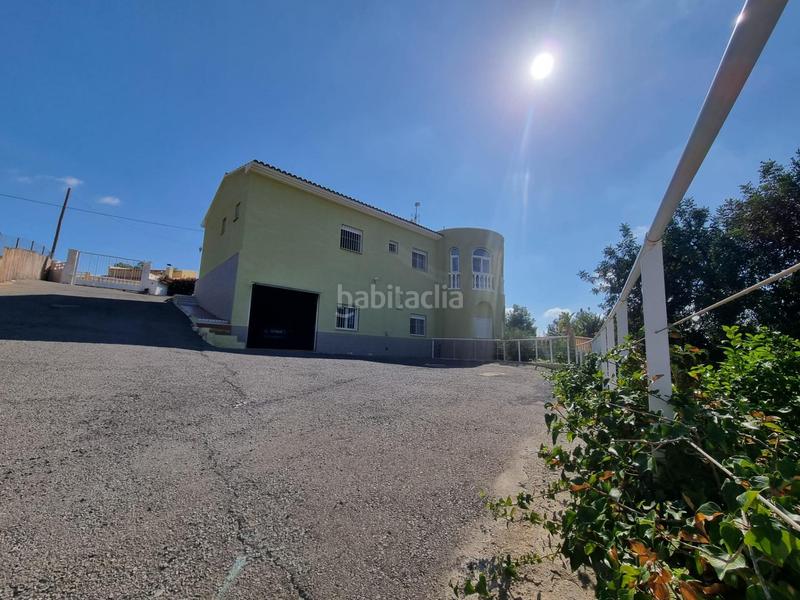 Foto ed7430f9-bd70-465b-8bff-fe00127ab70c. Chalet avec piscine dans Moralet Alicante