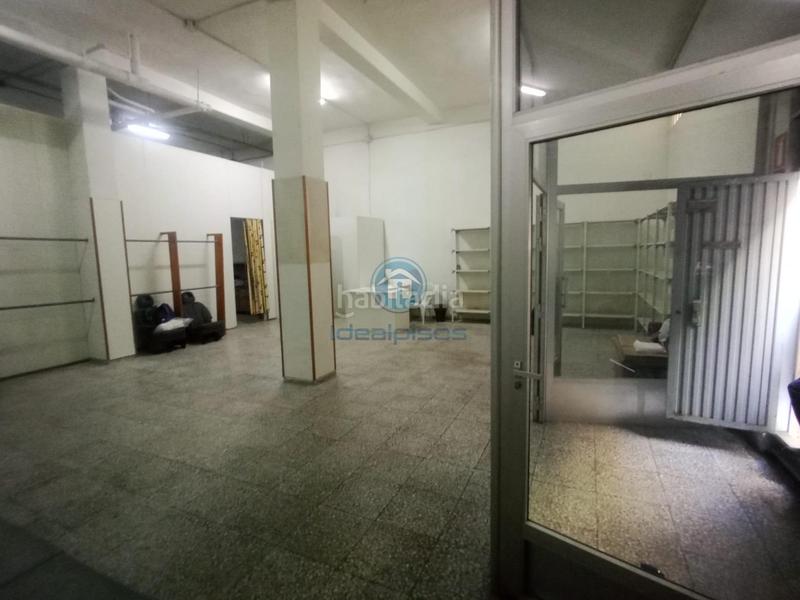 Foto b6dffb96-f10b-4dc1-85da-9e4fa654b8f4. Local commercial dans Campoamor Alicante