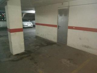 Car parking in Altozano - Conde Lumiares. Plaza de garaje zona hospital general