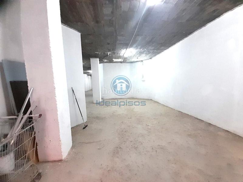 Foto bf59ee43-aa0c-4894-8d26-aec503b7b633. Local comercial a Mercado Alicante