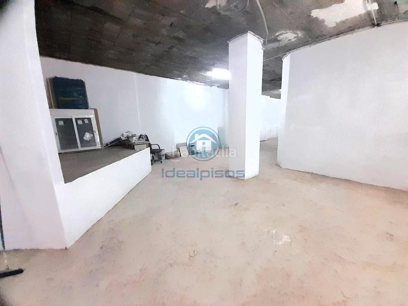 Foto e8c4f2b6-68b7-49cd-a90b-68d44cd35b6f. Local comercial a Mercado Alicante