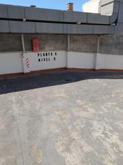 Parking voiture à Mercado. Oferta plaza garaje en zona mercado