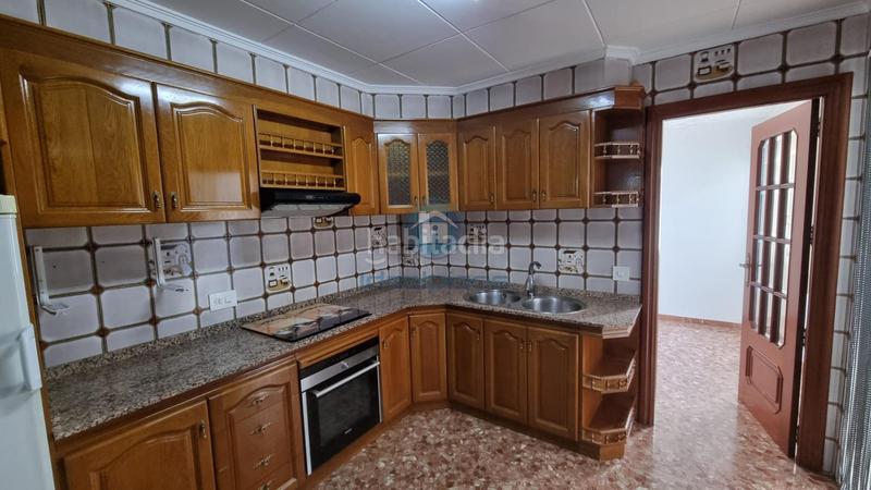 Foto a6b08656-d7d5-4e0e-a6a1-a4b5239875f9. Reihenhaus mit parking in Norte Sant Vicent del Raspeig