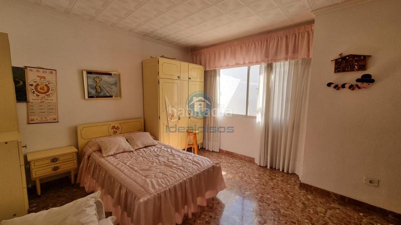 Foto bc168b5b-36b4-4512-8cec-6d0be127c499. Reihenhaus mit parking in Norte Sant Vicent del Raspeig