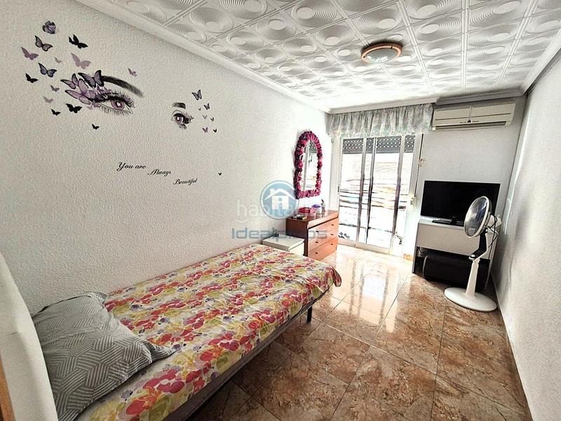 Foto f41e0c55-f952-40a0-9684-11e56fb8d455. Appartamento in Carolinas Bajas Alicante